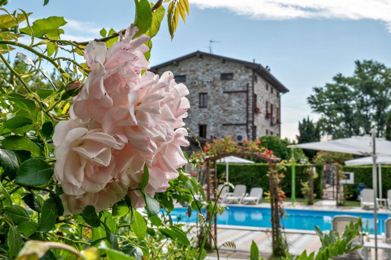 Bed and Breakfast Castello Dei Templari Лукка Экстерьер фото
