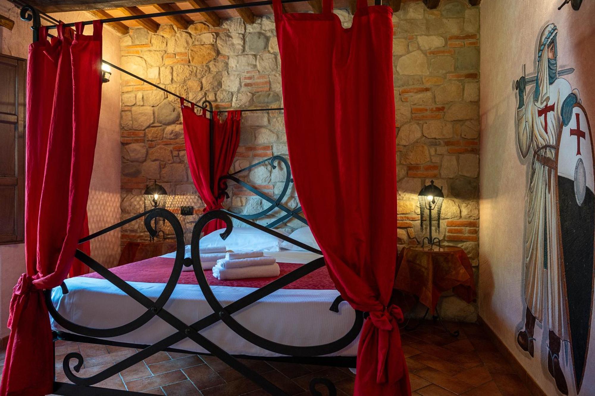 Bed and Breakfast Castello Dei Templari Лукка Экстерьер фото