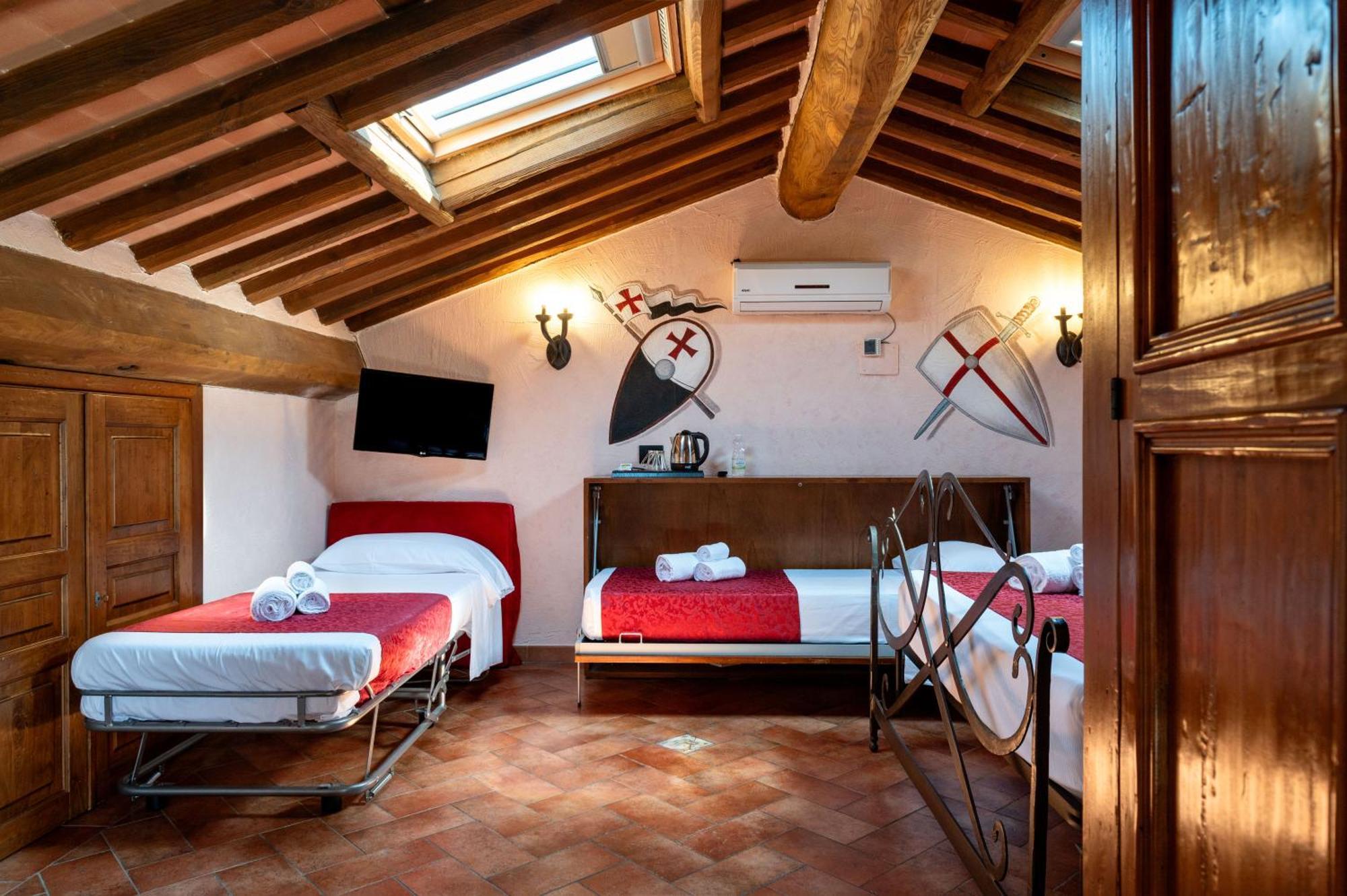 Bed and Breakfast Castello Dei Templari Лукка Экстерьер фото