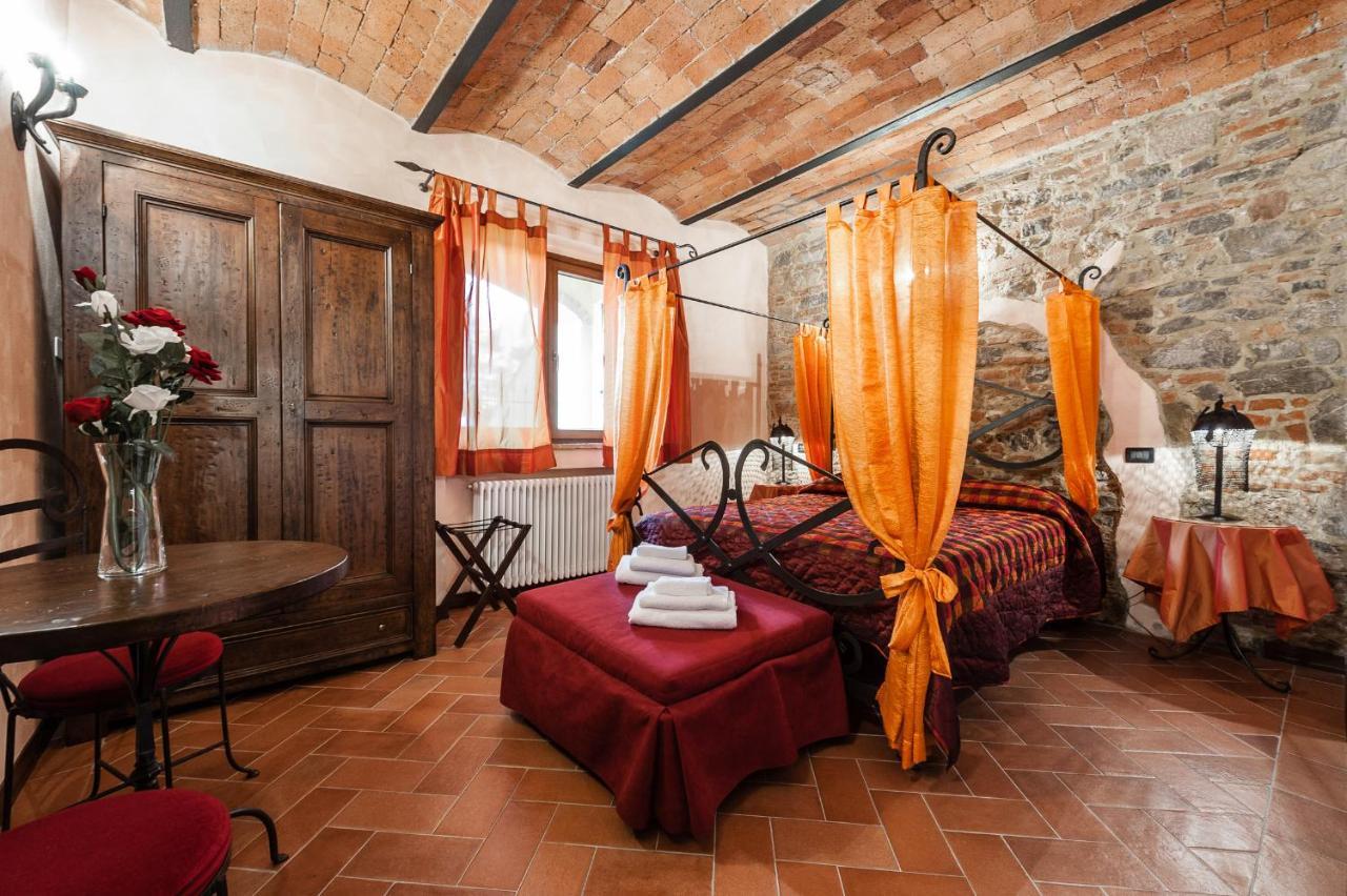 Bed and Breakfast Castello Dei Templari Лукка Экстерьер фото